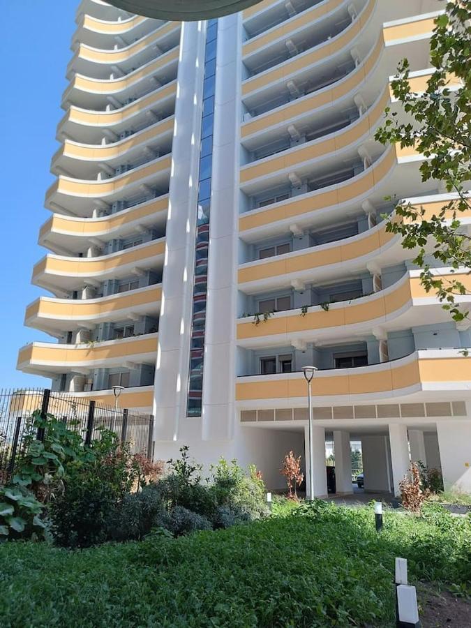 Pirelli 28 Villa Milano Exterior foto